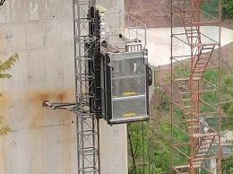 施工升降机附墙架的设计与安装